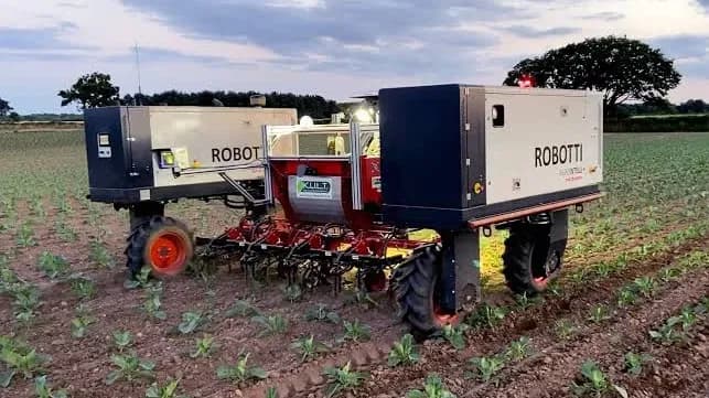 Robotti LR, image from AgroIntelli